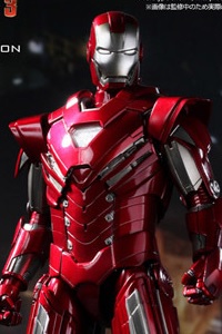 Hot Toys Movie Masterpiece Iron Man 3 Iron Man Mark 33 Silver Centurion 1/6 Action Figure