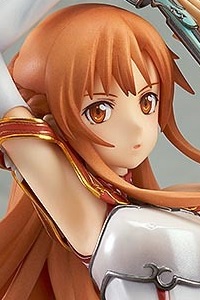 GOOD SMILE COMPANY (GSC) Sword Art Online Asuna -Knights of the Blood Ver.- 1/8 PVC Figure