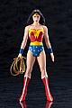 KOTOBUKIYA ARTFX+ Wonder Woman Super Powers Classics 1/10 PVC Figure gallery thumbnail