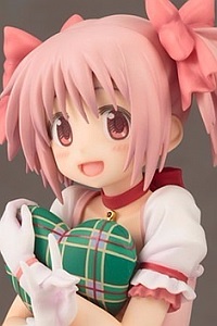 KOTOBUKIYA Puella Magi Madoka Magica the Movie Kaname Madoka 1/8 PVC Figure