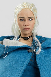 threezero Game of Thrones Daenerys Targaryen 1/6 Action Figure