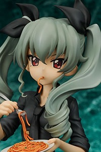 Di molto bene Girls und Panzer The Movie Anchovy 1/7 PVC Figure