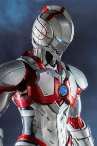 threezero ULTRAMAN SUIT 1/6 Action Figure