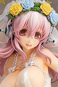 GOOD SMILE COMPANY (GSC) Super Sonico 10th Anniversary Figure Wedding Ver. 1/6 PVC Figure