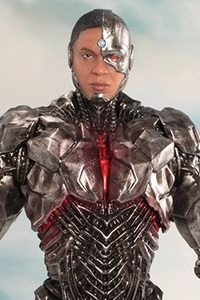 KOTOBUKIYA ARTFX+ JUSTICE LEAGUE Cyborg 1/10 PVC Figure