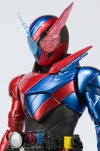 BANDAI SPIRITS S.H.Figuarts Kamen Rider Build Rabbit Tank Form