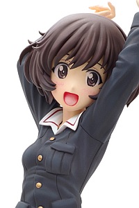 WAVE Girls und Panzer Akiyama Yukari Panzer Jacket Ver. 1/8 PVC Figure