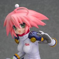 MAX FACTORY Kemeko Deluxe! Emuemu 1/8 PVC Figure