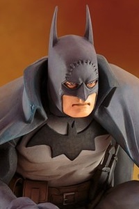 KOTOBUKIYA ARTFX+ DC UNIVERSE Batman Gotham by Gaslight Artist Finish 1/10 PVC Figure