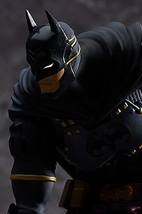 GOOD SMILE COMPANY (GSC) Ninja Batman 1/8 PVC Figure