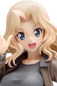 WAVE Girls und Panzer the Movie Kei Panzer Jacket Ver. 1/8 PVC Figure