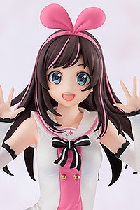 GOOD SMILE COMPANY (GSC) POP UP PARADE Kizuna AI PVC Figure