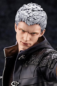 Devil May Cry 3 Play Arts Kai Vergil Figure Square Enix 924 for