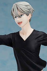 ORANGE ROUGE Yuri!!! on ICE Victor Nikiforov 1/8 PVC Figure