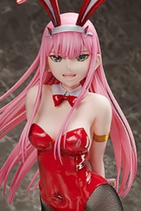 FREEing DARLING in the FRANXX Zero Two Bunny Ver. 1/4 Plastic Figure