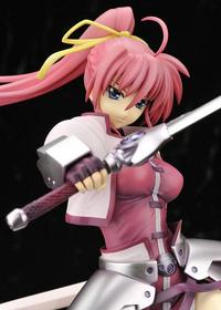 ALTER Magical Girl Lyrical Nanoha StrikerS Signum 1/7 PVC Figure