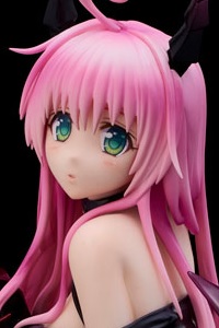 Union Creative To LOVE-ru Darkness Lala Satalin Deviluke Darkness ver. 1/6 Plastic Figure (2nd Production Run)