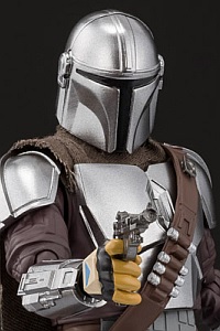 BANDAI SPIRITS S.H.Figuarts The Mandalorian (Besker Armor) 