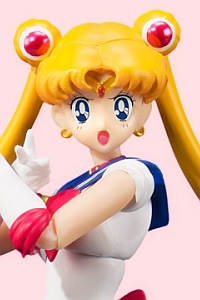 BANDAI SPIRITS S.H.Figuarts Sailor Moon -Animation Color Edition- (2nd Production Run)