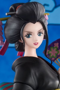 BANDAI SPIRITS Figuarts ZERO Nico Robin (Orobi)