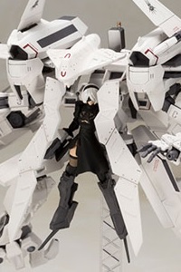 SQUARE ENIX NieR:Automata Flight Unit Ho229 Type-B & 2B (YoRHa No.2 Type-B) Plastic Kit (3rd Production Run)