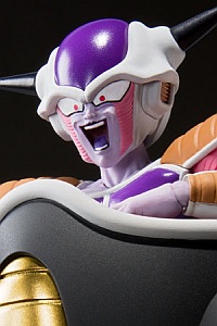 BANDAI SPIRITS S.H.Figuarts Frieza First Form & Frieza Pod