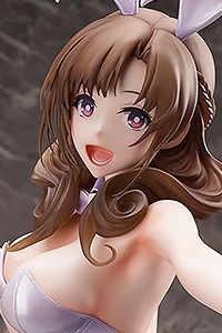 FREEing Tsujo Kogeki ga Zentai Kogeki de Nikai Kogeki no Okasan wa Suki desu ka? Oosuki Mamako Bunny Ver. 1/4 PVC Figure