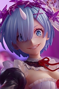 Shibuya Scramble Figure Re:Zero -Starting Life in Another World- Oni Rem -Crystal Dress Ver- 1/7 PVC Figure