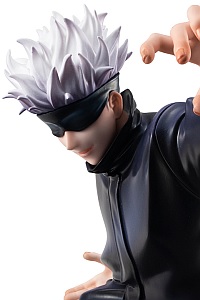 MegaHouse Jujutsu Kaisen Gojo Satoru Plastic Figure (Re-release)