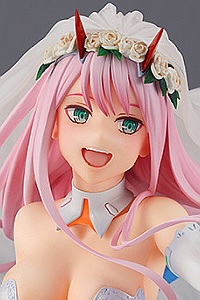 GOOD SMILE COMPANY (GSC) DARLING in the FRANXX Zero Two For My Darling 1/7 PVC Figure