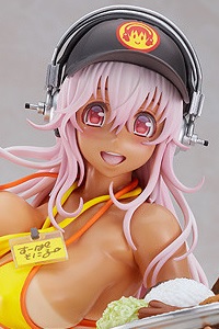 MAX FACTORY Super Sonico Bikini Waitress Ver. 1/6 PVC Figure