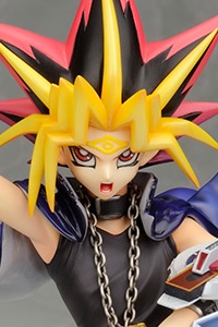 KOTOBUKIYA Yu-Gi-Oh! Duel Monsters ARTFX J Yami Yugi -Unmei no Ketto!!- 1/7 PVC Figure (2nd Production Run)