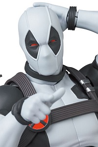 MedicomToy MAFEX No.172 DEADPOOL (X-FORCE Ver.) Action Figure