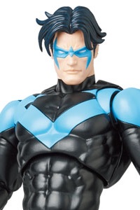 MedicomToy MAFEX No.175 NIGHTWING (BATMAN: HUSH Ver.) Action Figure