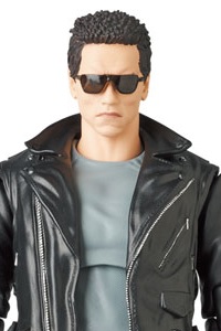 MedicomToy MAFEX No.176 T-800 (The Terminator Ver.) Action Figure