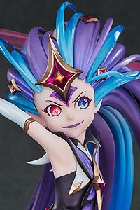 GOOD SMILE ARTS Shanghai League of Legends Star Guardian Zoe 1/7 PVC Figure