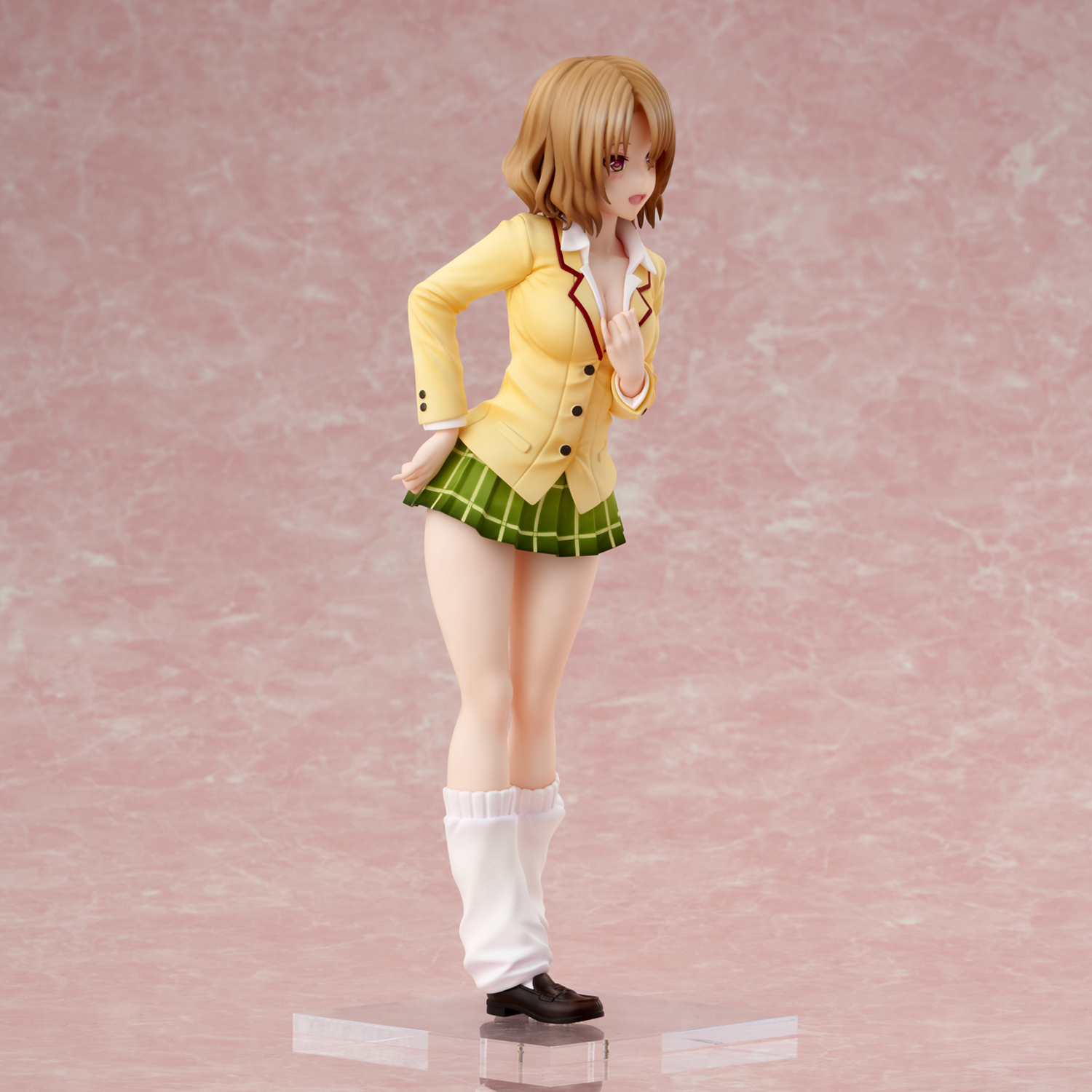 To Love Ru Momo Figure - Colaboratory