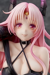 Union Creative To LOVE-ru Darkness Sephie Michaela Deviluke Darkness Ver. 1/6 PVC Figure