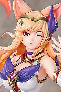 GOOD SMILE ARTS Shanghai League of Legends Star Guardian Ahri 1/7 Plastic Figure