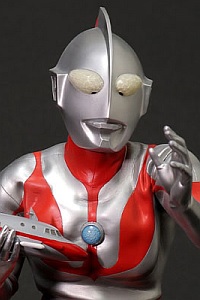 X PLUS Gigantic Series FAVORITE SCULPTORS LINE Ultraman (C Type) Plastic Figure