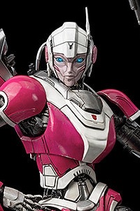 threezero BUMBLEBEE DLX Arcee Action Figure