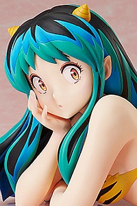 FREEing Urusei Yatsura Lum 1/4 Plastic Figure