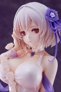 WAVE Azur Lane Sirius [White Rose] 1/7 Plastic Figure