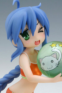 WAVE BEACH QUEENS Lucky Star Izumi Konata 1/10 PVC Figure