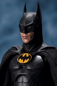 BANDAI SPIRITS S.H.Figuarts Batman (The Flash)