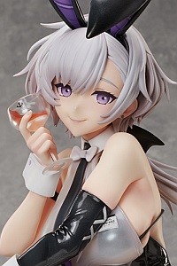 FREEing Azur Lane Bunny Reno! 1/4 Plastic Figure