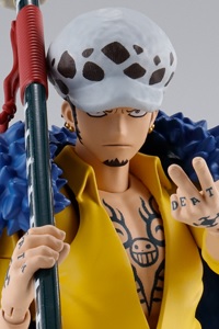 BANDAI SPIRITS S.H.Figuarts Trafalgar Law -Onigashima Uchiiri-