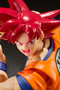 BANDAI SPIRITS S.H.Figuarts Super Saiyan God Son Goku -Tadashiki Kokoro ga Motarasu Saiyan no Kami- (Re-release)