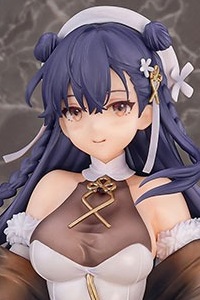 WINGS inc. GIRLS' FRONTLINE Lewis Kankyaku o Mukaeru Ver. 1/7 Plastic Figure