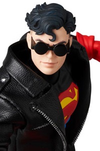 MedicomToy MAFEX No.232 SUPERBOY (RETURN OF SUPERMAN) Action Figure